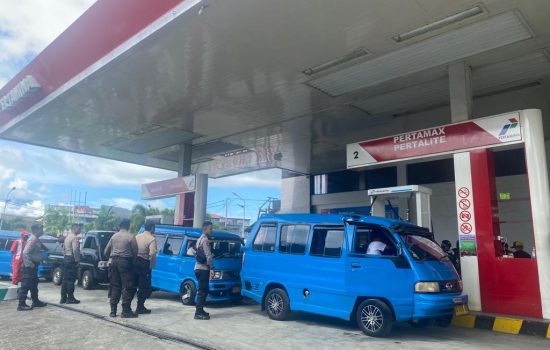 Polisi Tertibkan Pengendara Gunakan Tangki Rakitan di Ternate