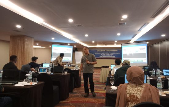 Tangkal Hoaks, AMSI Gelar Pelatihan Cek Fakta untuk Jurnalis Indonesia Timur